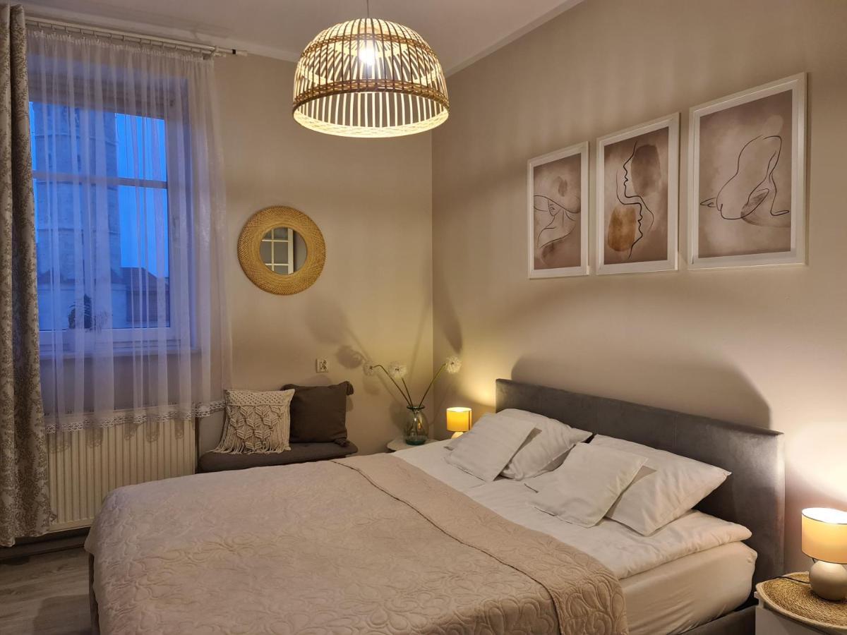 Apartament W Rynku For You Boleslawiec  Extérieur photo